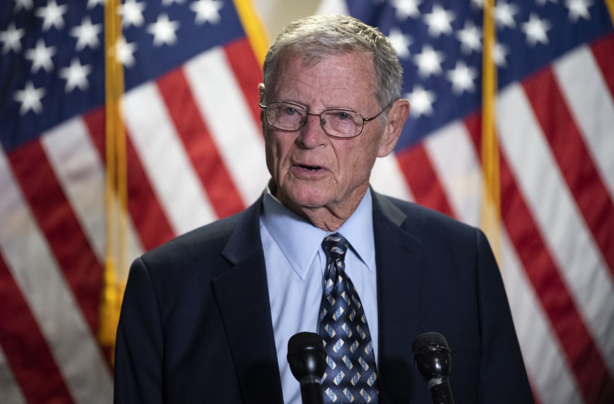 MOAA Honors Sen. James Inhofe for Legislative Leadership